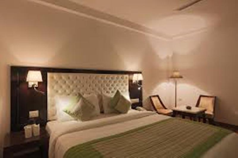 Hotel Waves, Delhi Airport Екстериор снимка