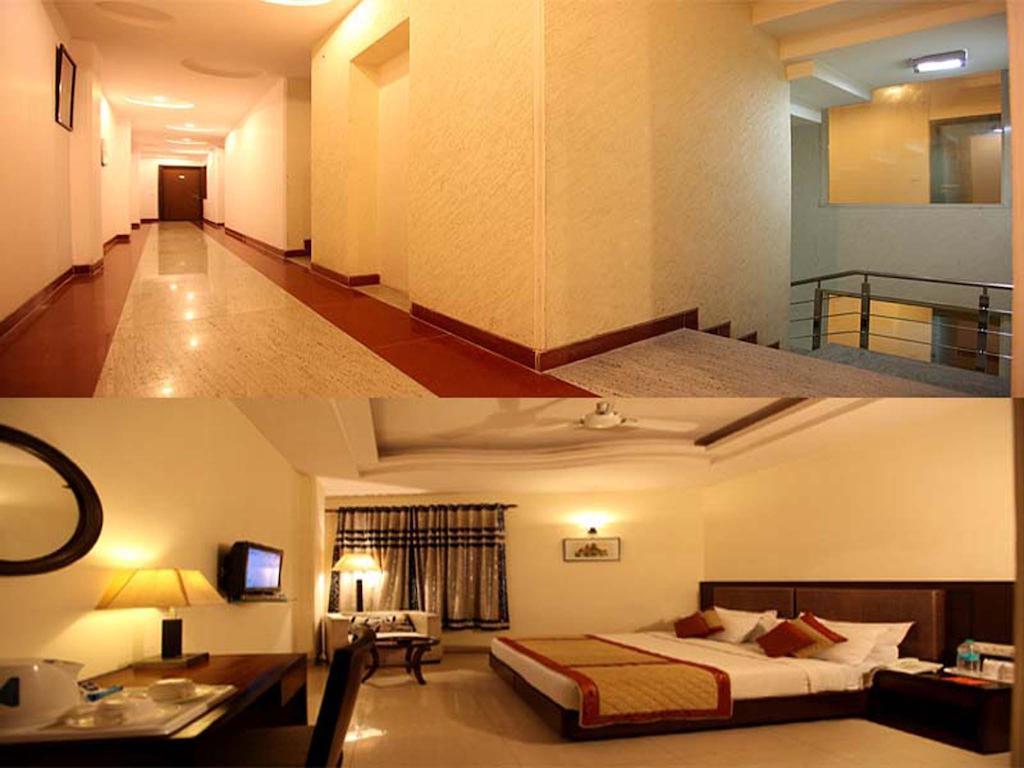 Hotel Waves, Delhi Airport Екстериор снимка